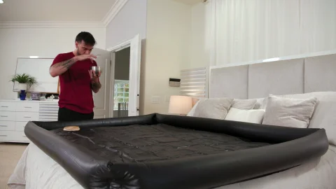 Nuru Massage: Slicking It Up for a Good Time